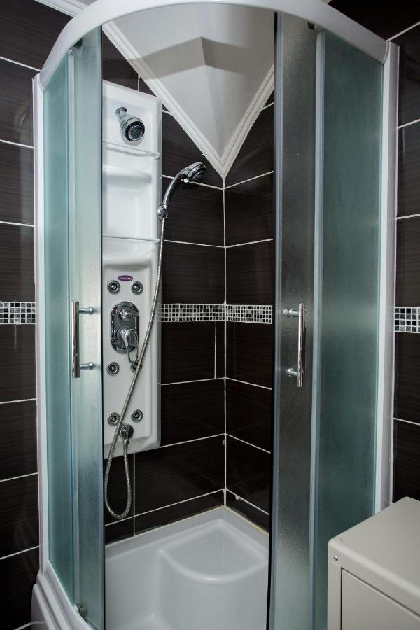 Apartman Zeka Paragvajac Apartamento Subotica Exterior foto